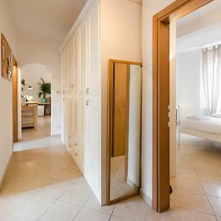 Petroni Apartment