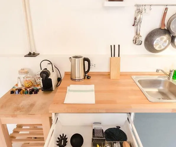 Petroni * بولونيا